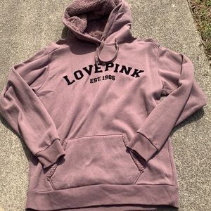 Victorias secret PINK hoodie! The hood is sherpa lined! Size XS